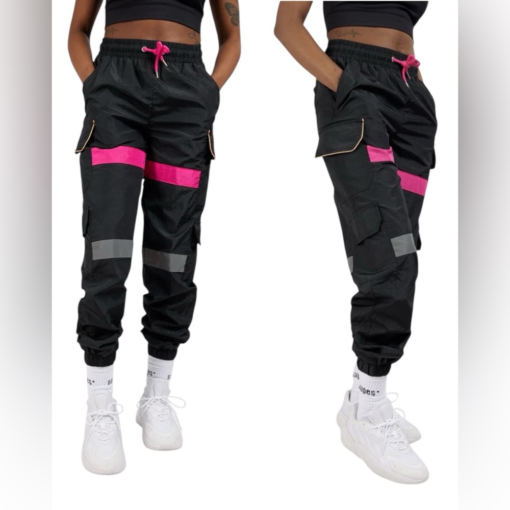 Snipes: Colorblock Nylon Cargo Pants